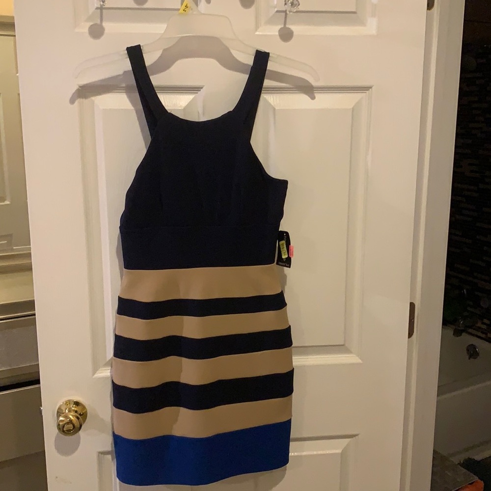 ⭐️Khaki and blue women’s dress